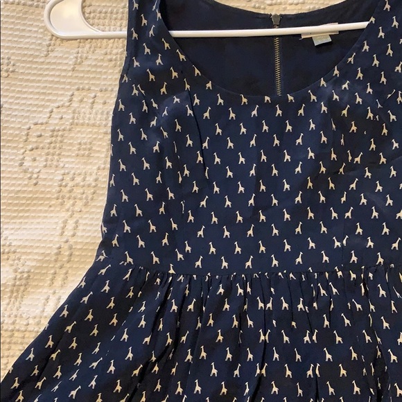 FOSSIL Silk Navy Giraffe Printed Dress w/ Pockets - Picture 6 of 6
